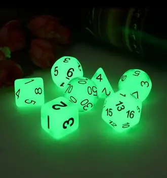 4 цвета 7psc / набор Светящихся Кубиков Многогранная Игра Мини-Набор Кубиков Настольная Игра DND Набор Кубиков Для Подземелий DND RPG MTG